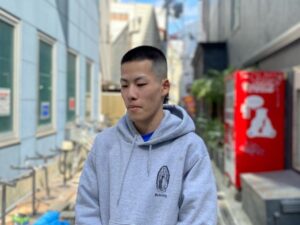 バズカット　スキンフェード　クフィアメンズヘアカンポ　天王寺　阿倍野　松崎町　バーバー　理容室